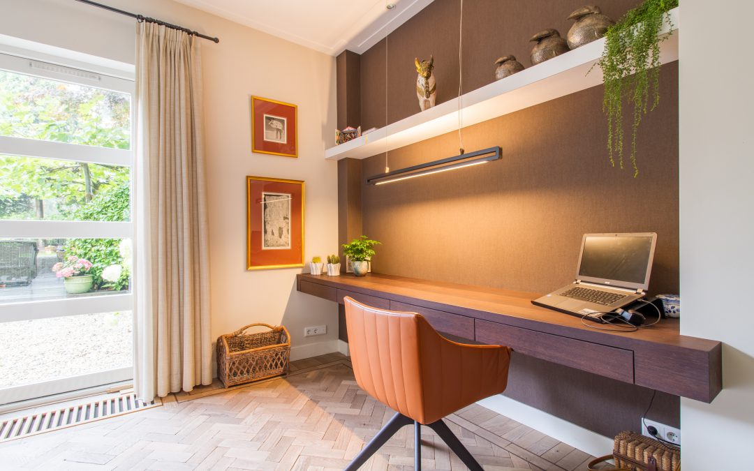 Wengé houten bureau