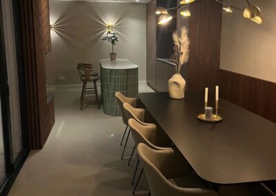 Keuken met rond kookeiland Hirsch Kasten